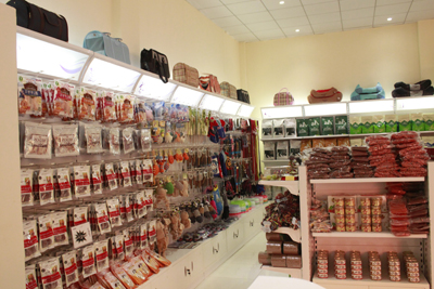 1473749939512988.jpg 样板店货架-6.JPG